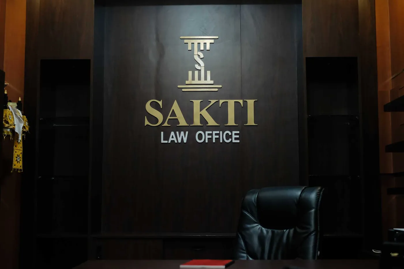 Sakti Law Office logo in the office